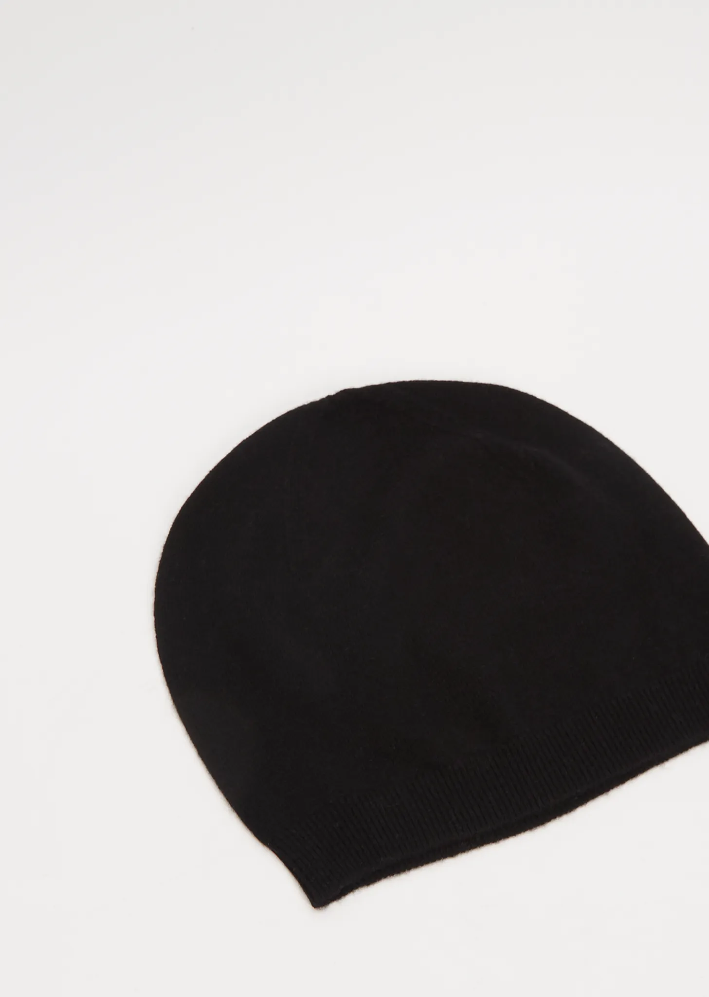 Archie Wool Cashmere Beanie — Black