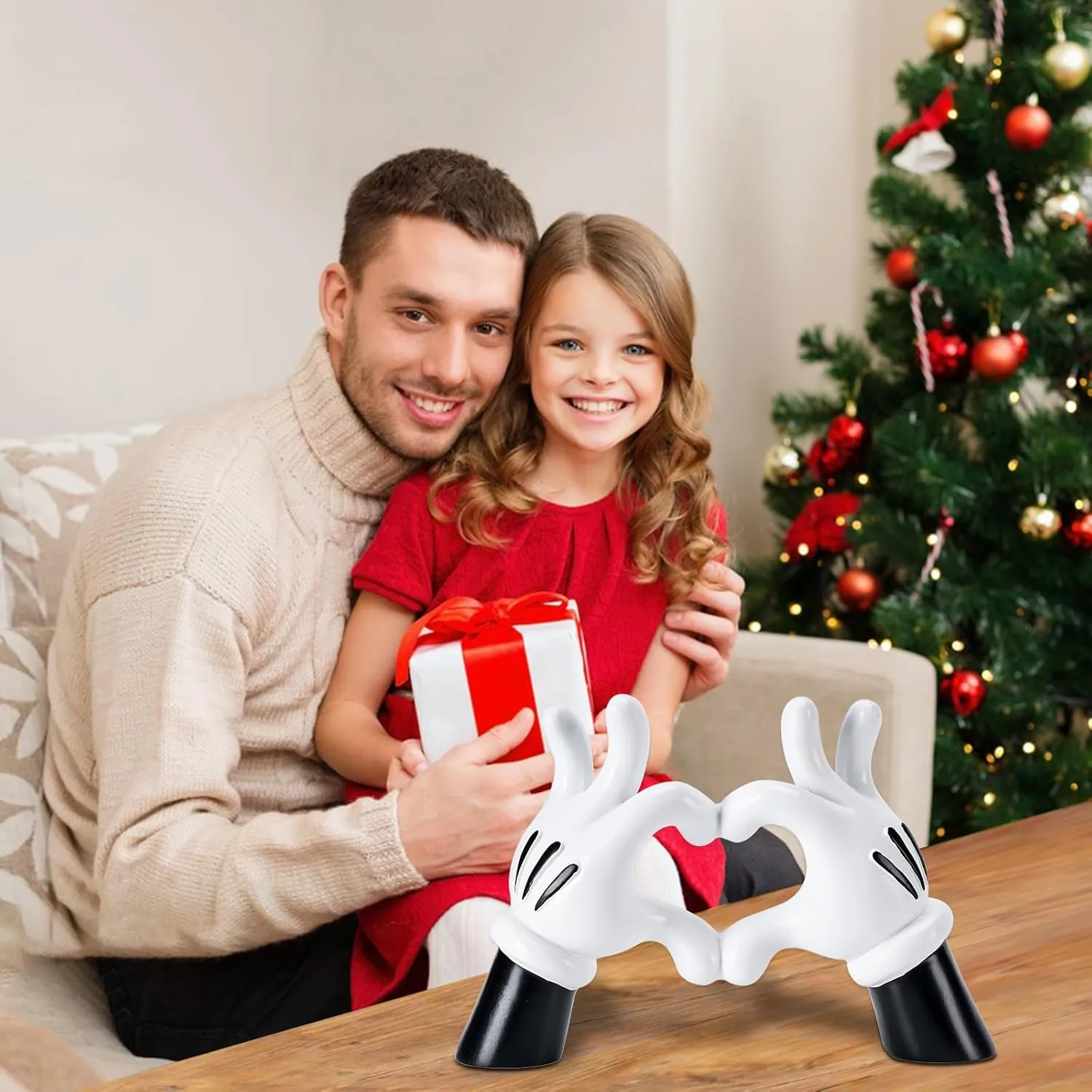 Cartoon Heart Hands Resin Statue Modern Home Decor Accents Love Finger Sculpture Room Decor Accessories Black White