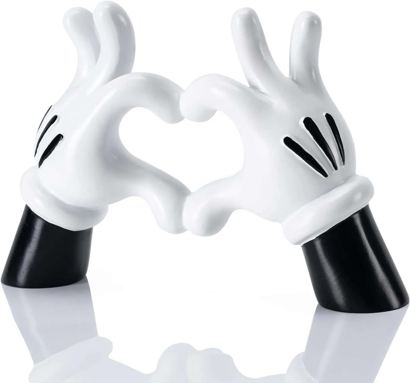 Cartoon Heart Hands Resin Statue Modern Home Decor Accents Love Finger Sculpture Room Decor Accessories Black White