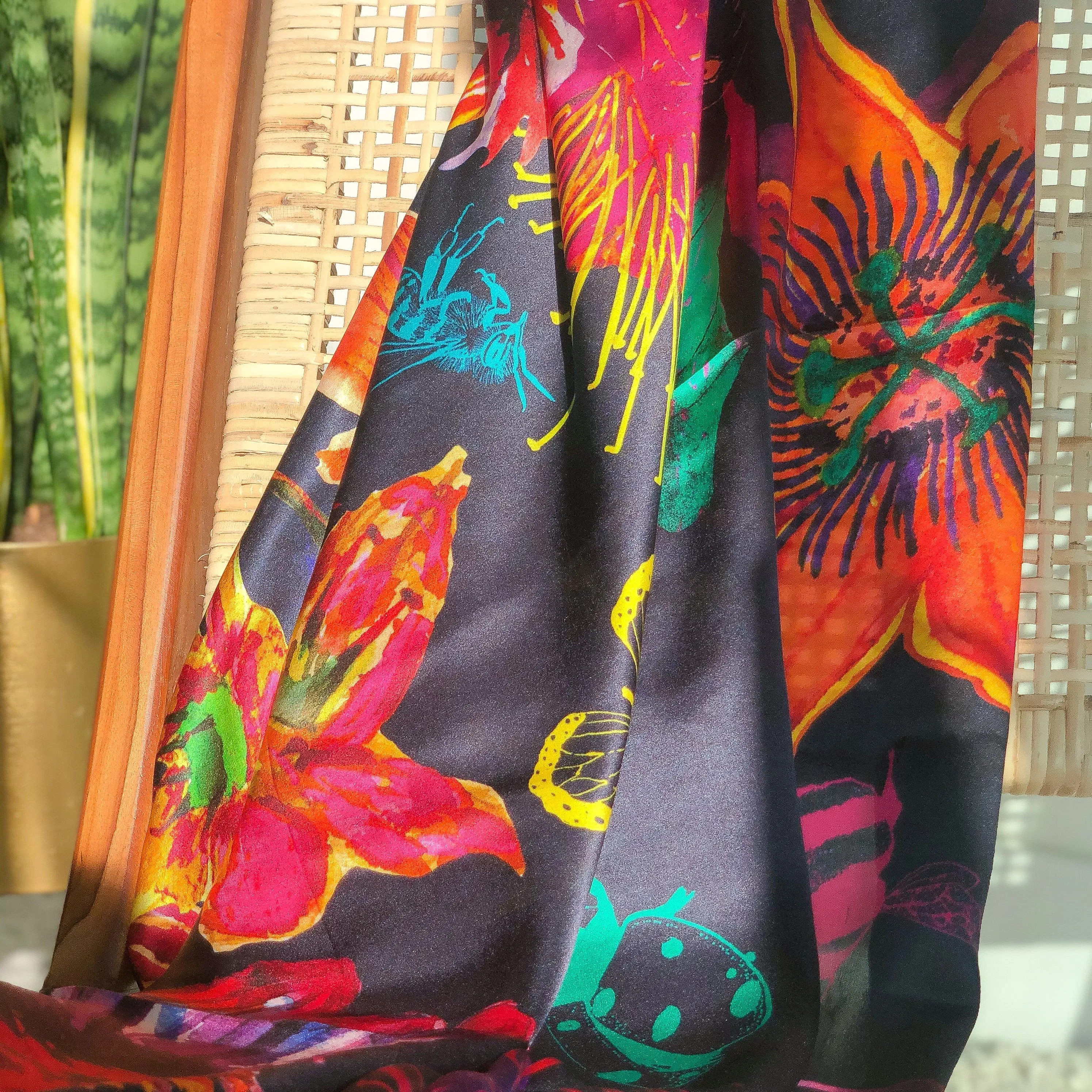 FLOR DE LA PASIÓN - 110x110 - Valisse Silk