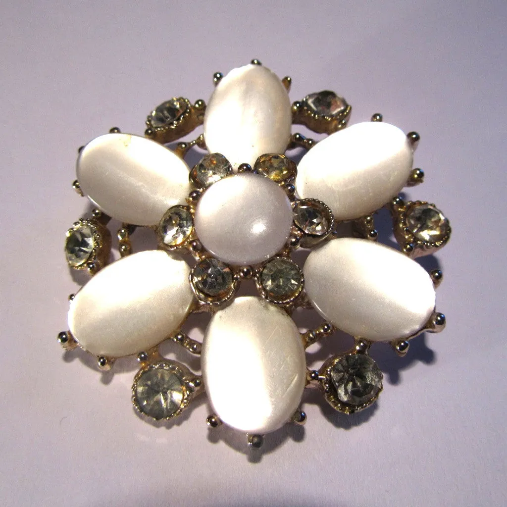 Silver and White Pearlised Flower Effect Large Brooch