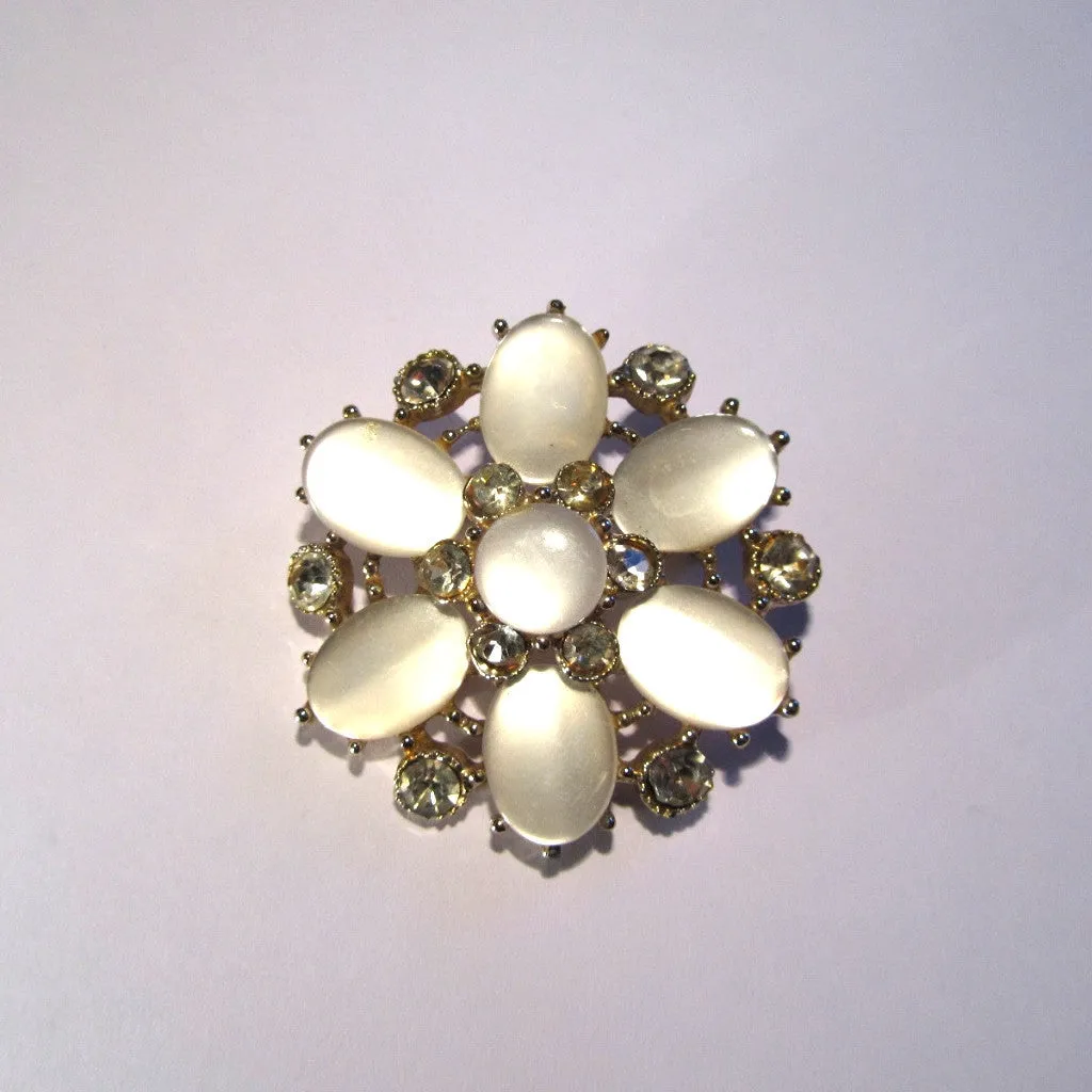 Silver and White Pearlised Flower Effect Large Brooch
